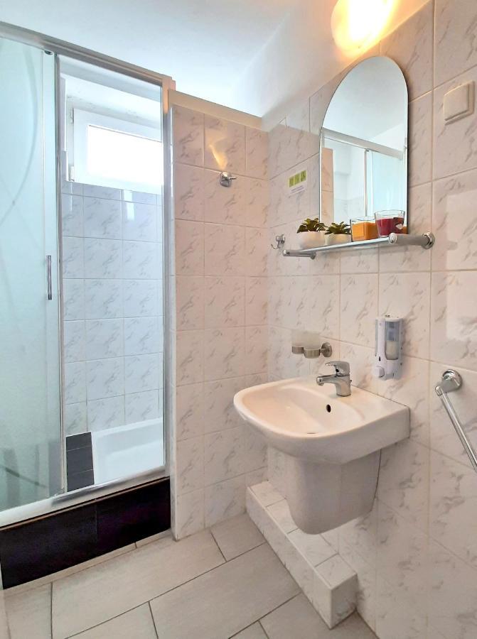 Rb Rooms&Apartments Бидгощ Екстер'єр фото
